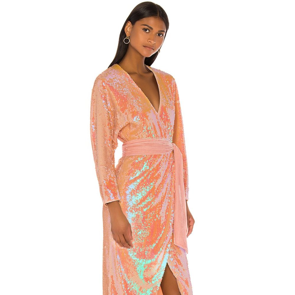 Song of Style Vernon Midi Dress in Opaline Peach - Picture 2 of 5